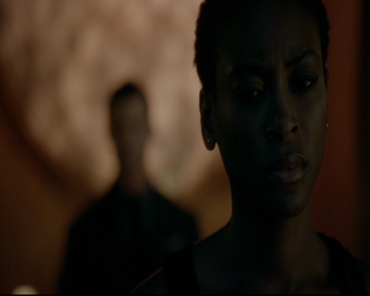 VampireDiariesWorld-dot-nl_TheOriginals_3x14AStreetcarNamedDesire1802.jpg
