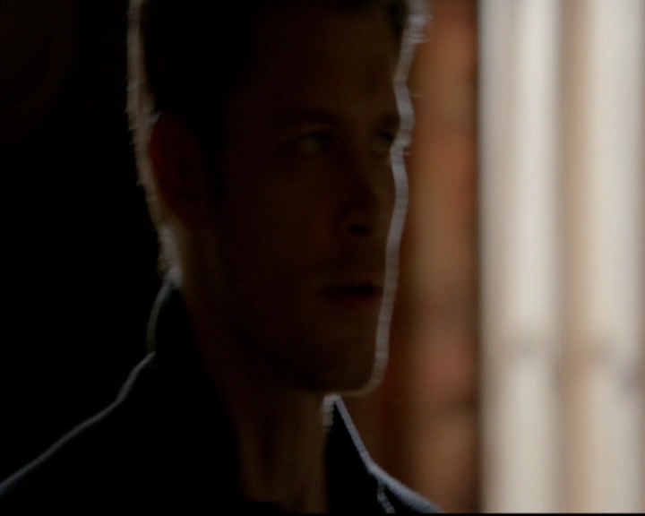 VampireDiariesWorld-dot-nl_TheOriginals_3x15AnOldFriendCalls0000.jpg