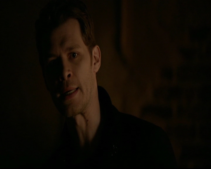VampireDiariesWorld-dot-nl_TheOriginals_3x15AnOldFriendCalls0040.jpg