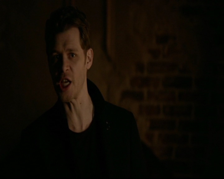 VampireDiariesWorld-dot-nl_TheOriginals_3x15AnOldFriendCalls0044.jpg