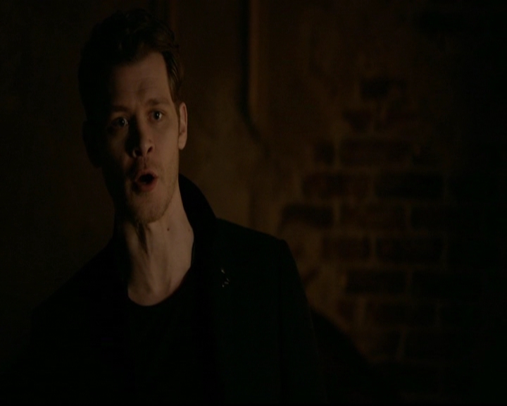 VampireDiariesWorld-dot-nl_TheOriginals_3x15AnOldFriendCalls0045.jpg
