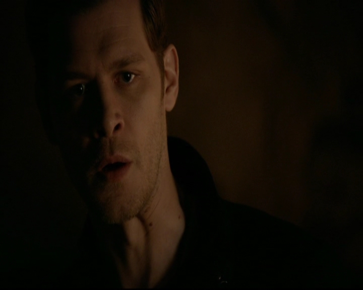 VampireDiariesWorld-dot-nl_TheOriginals_3x15AnOldFriendCalls0054.jpg