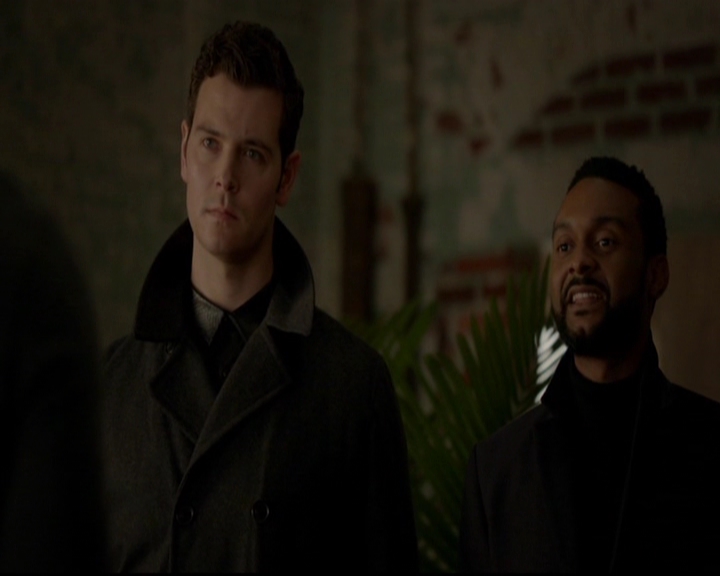 VampireDiariesWorld-dot-nl_TheOriginals_3x15AnOldFriendCalls0302.jpg
