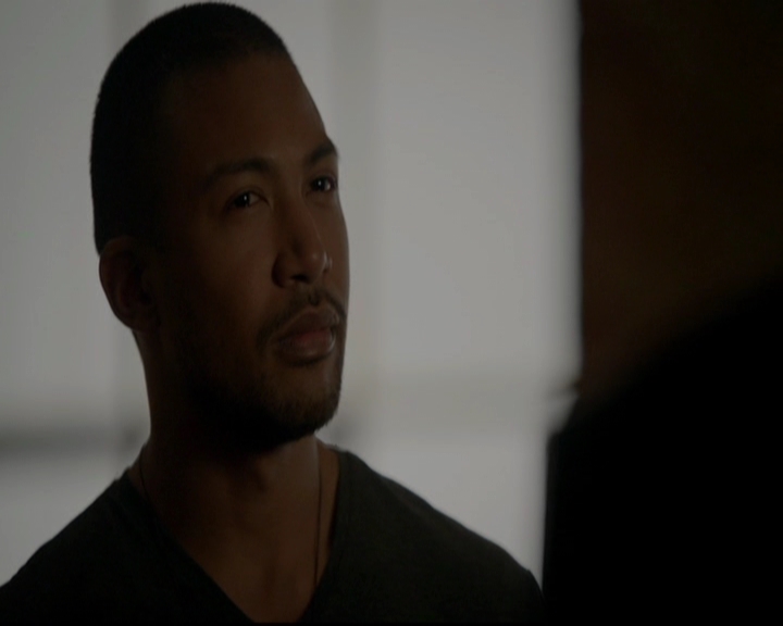 VampireDiariesWorld-dot-nl_TheOriginals_3x15AnOldFriendCalls0308.jpg