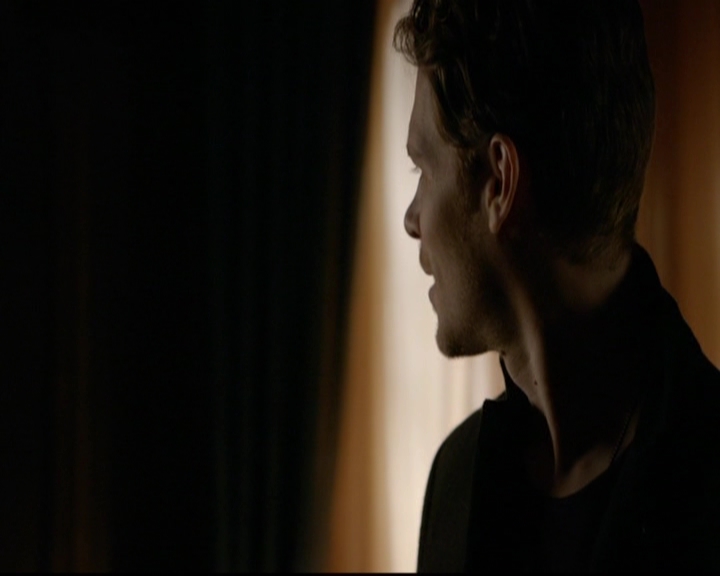 VampireDiariesWorld-dot-nl_TheOriginals_3x15AnOldFriendCalls0789.jpg