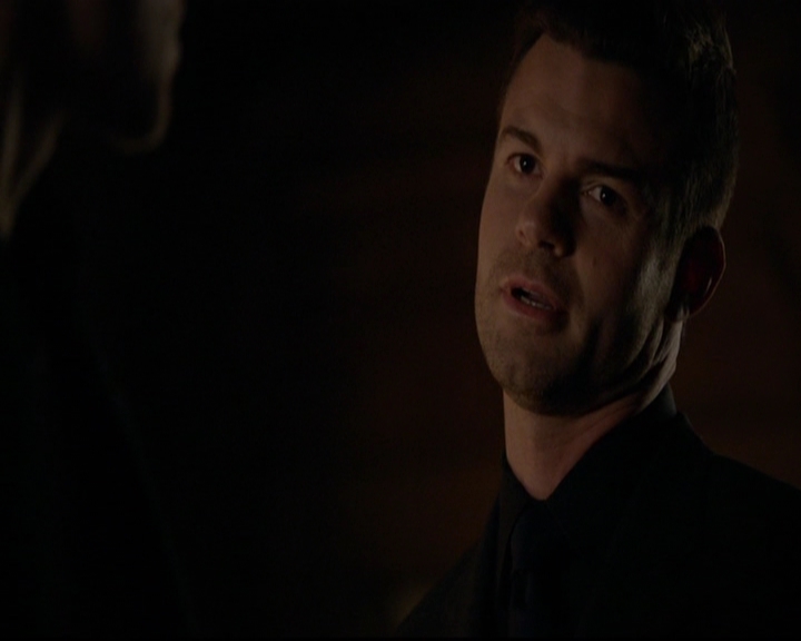 VampireDiariesWorld-dot-nl_TheOriginals_3x15AnOldFriendCalls0801.jpg