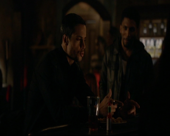 VampireDiariesWorld-dot-nl_TheOriginals_3x15AnOldFriendCalls0836.jpg