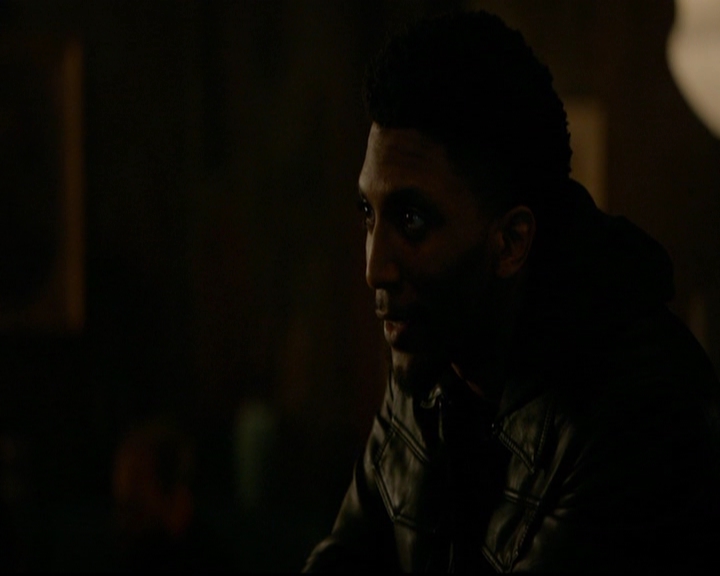 VampireDiariesWorld-dot-nl_TheOriginals_3x15AnOldFriendCalls0847.jpg