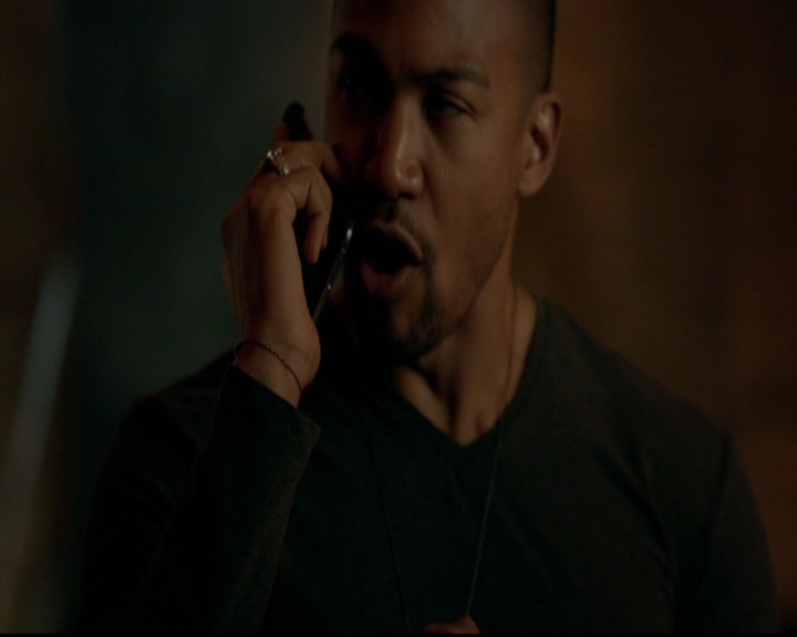 VampireDiariesWorld-dot-nl_TheOriginals_3x15AnOldFriendCalls0890.jpg