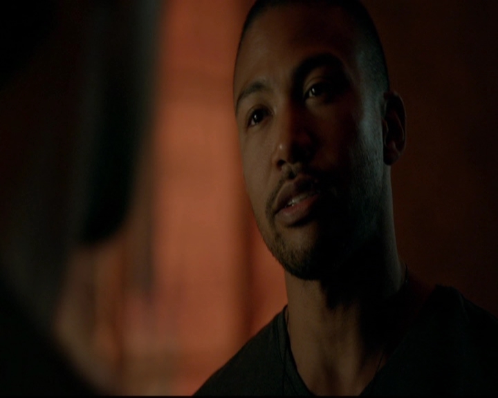 VampireDiariesWorld-dot-nl_TheOriginals_3x15AnOldFriendCalls0918.jpg