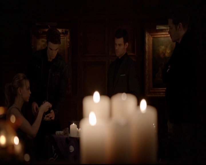 VampireDiariesWorld-dot-nl_TheOriginals_3x15AnOldFriendCalls1010.jpg