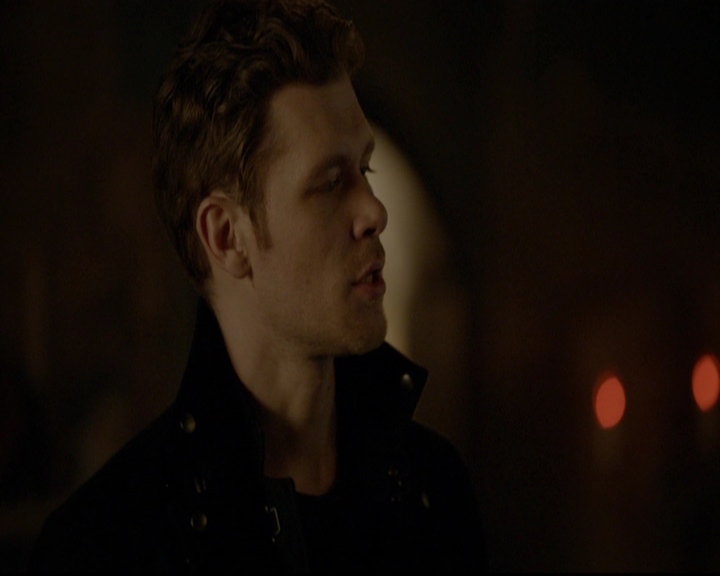 VampireDiariesWorld-dot-nl_TheOriginals_3x15AnOldFriendCalls1430.jpg