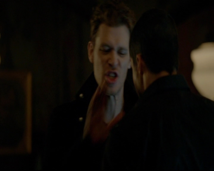 VampireDiariesWorld-dot-nl_TheOriginals_3x15AnOldFriendCalls1434.jpg