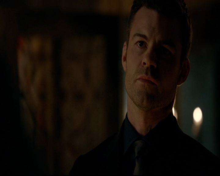 VampireDiariesWorld-dot-nl_TheOriginals_3x15AnOldFriendCalls1516.jpg