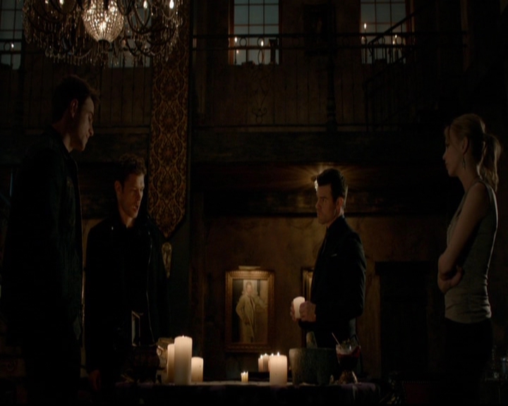 VampireDiariesWorld-dot-nl_TheOriginals_3x15AnOldFriendCalls1518.jpg