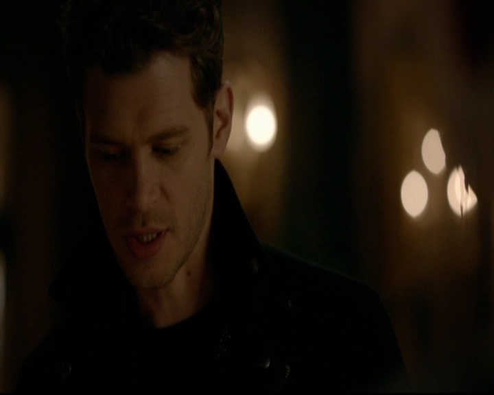 VampireDiariesWorld-dot-nl_TheOriginals_3x15AnOldFriendCalls1521.jpg