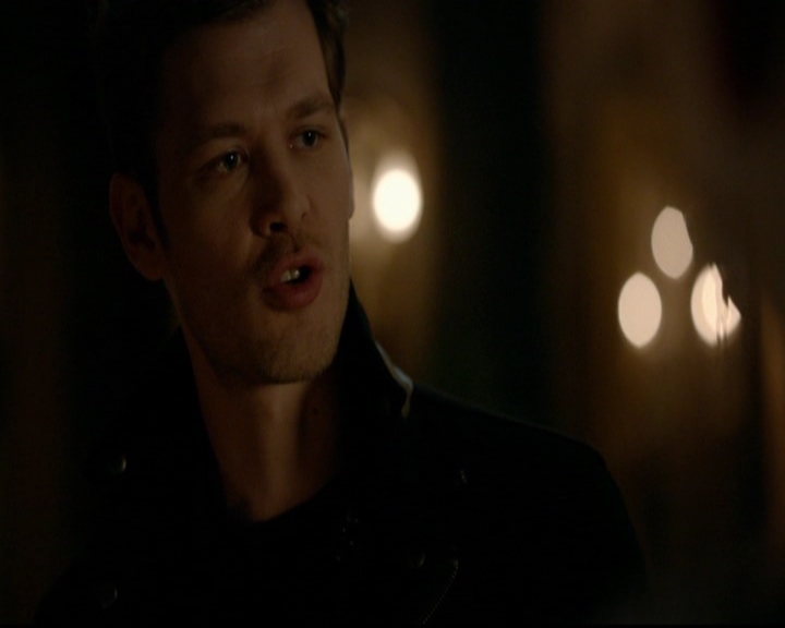 VampireDiariesWorld-dot-nl_TheOriginals_3x15AnOldFriendCalls1522.jpg