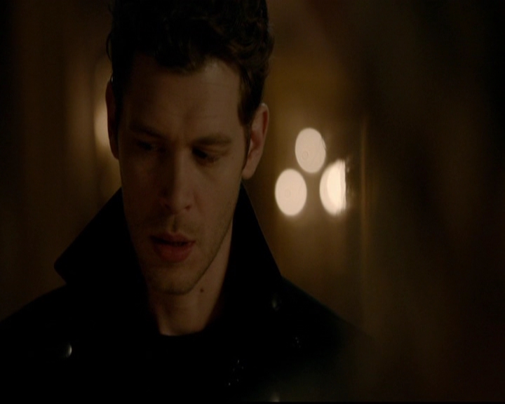 VampireDiariesWorld-dot-nl_TheOriginals_3x15AnOldFriendCalls1535.jpg