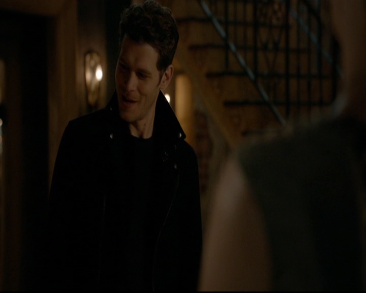 VampireDiariesWorld-dot-nl_TheOriginals_3x15AnOldFriendCalls1543.jpg