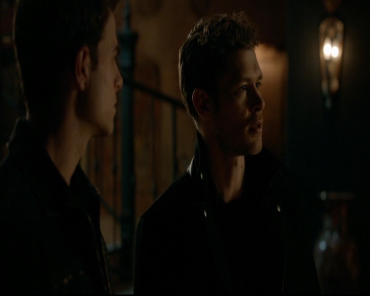 VampireDiariesWorld-dot-nl_TheOriginals_3x15AnOldFriendCalls1550.jpg