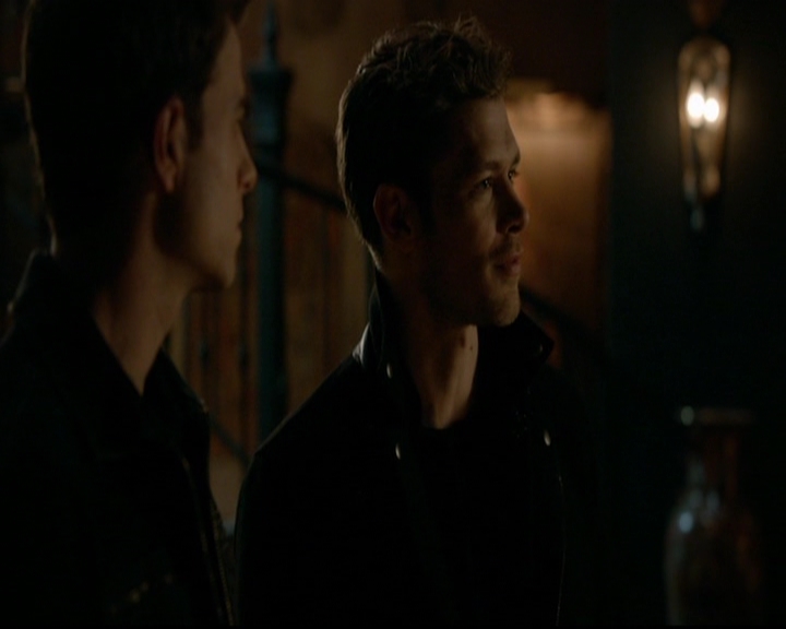 VampireDiariesWorld-dot-nl_TheOriginals_3x15AnOldFriendCalls1551.jpg