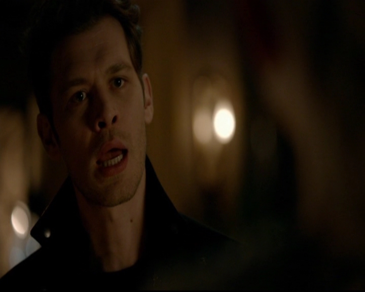 VampireDiariesWorld-dot-nl_TheOriginals_3x15AnOldFriendCalls1552.jpg