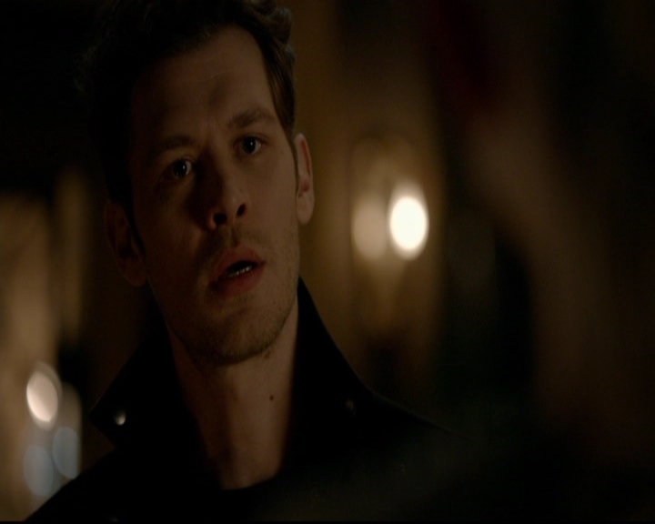VampireDiariesWorld-dot-nl_TheOriginals_3x15AnOldFriendCalls1553.jpg