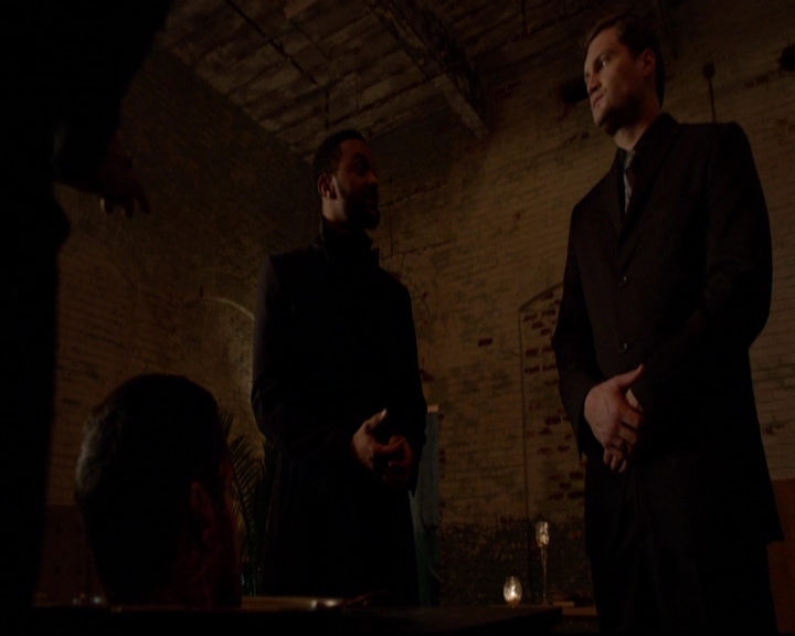 VampireDiariesWorld-dot-nl_TheOriginals_3x15AnOldFriendCalls1575.jpg