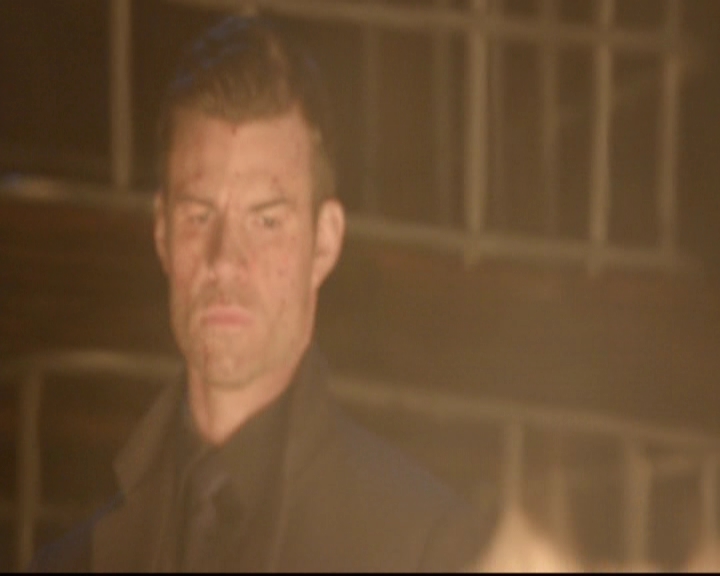 VampireDiariesWorld-dot-nl_TheOriginals_3x15AnOldFriendCalls1598.jpg