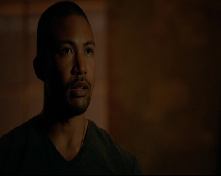 VampireDiariesWorld-dot-nl_TheOriginals_3x15AnOldFriendCalls1607.jpg