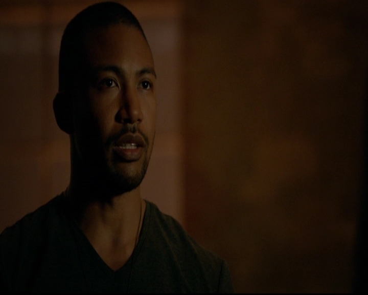 VampireDiariesWorld-dot-nl_TheOriginals_3x15AnOldFriendCalls1609.jpg