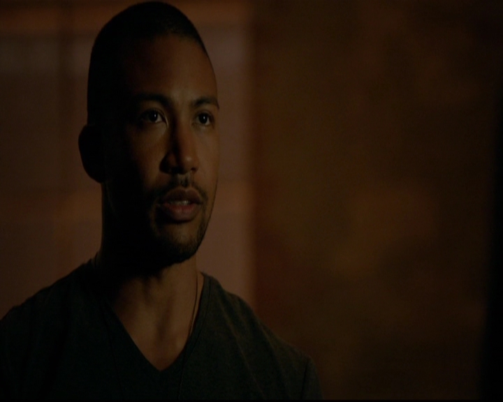 VampireDiariesWorld-dot-nl_TheOriginals_3x15AnOldFriendCalls1610.jpg