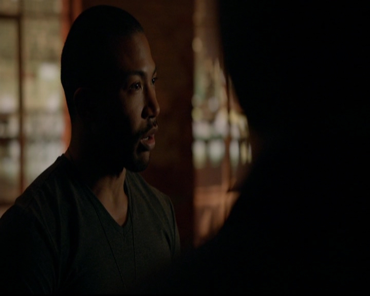 VampireDiariesWorld-dot-nl_TheOriginals_3x15AnOldFriendCalls1617.jpg