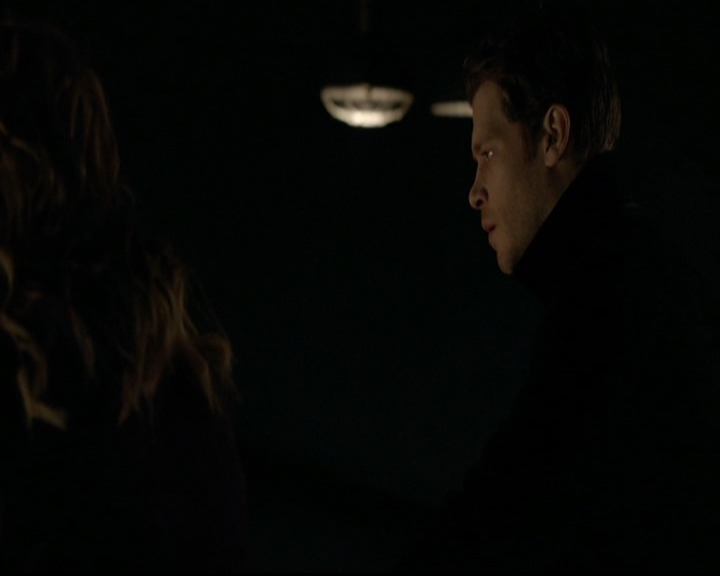 VampireDiariesWorld-dot-nl_TheOriginals_3x15AnOldFriendCalls1713.jpg