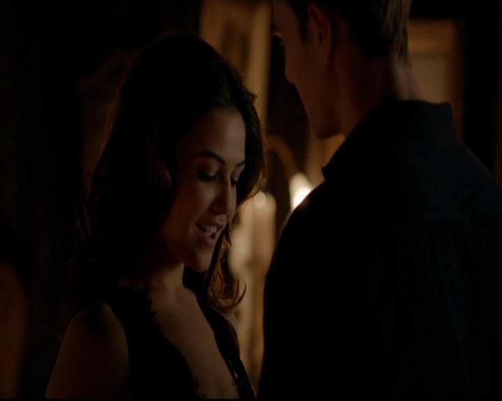 VampireDiariesWorld-dot-nl_TheOriginals_3x15AnOldFriendCalls1986.jpg