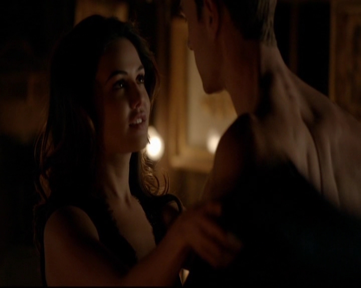 VampireDiariesWorld-dot-nl_TheOriginals_3x15AnOldFriendCalls1990.jpg