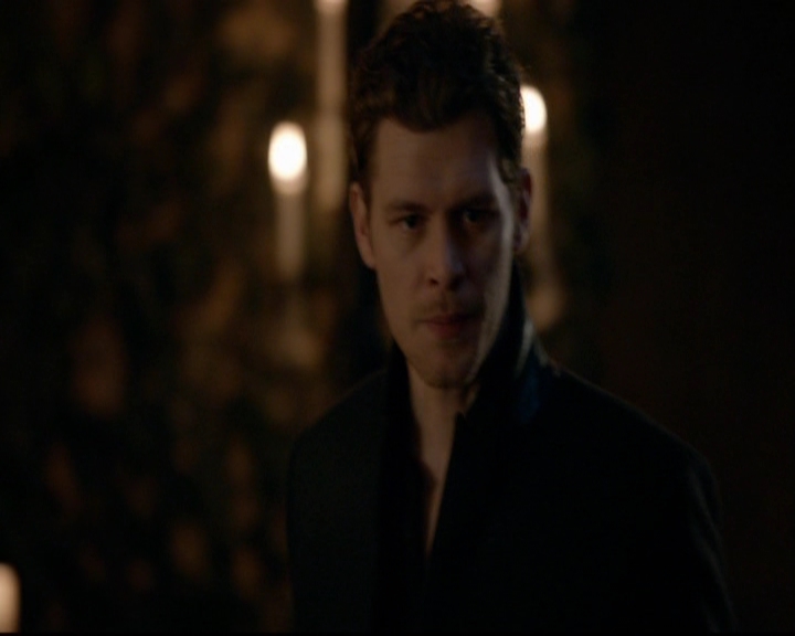 VampireDiariesWorld-dot-nl_TheOriginals_3x15AnOldFriendCalls2081.jpg