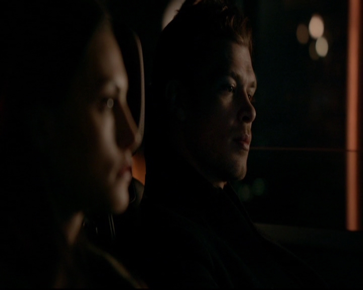 VampireDiariesWorld-dot-nl_TheOriginals_3x15AnOldFriendCalls2189.jpg