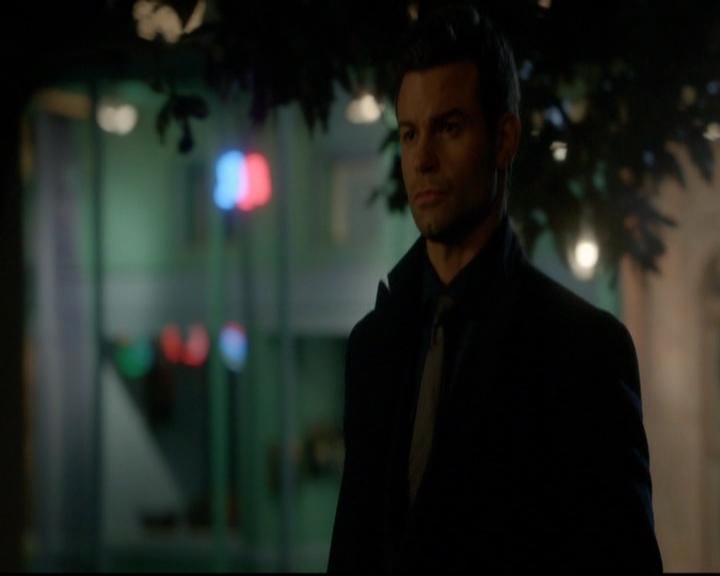 VampireDiariesWorld-dot-nl_TheOriginals_3x16AloneWithEverybody0072.jpg