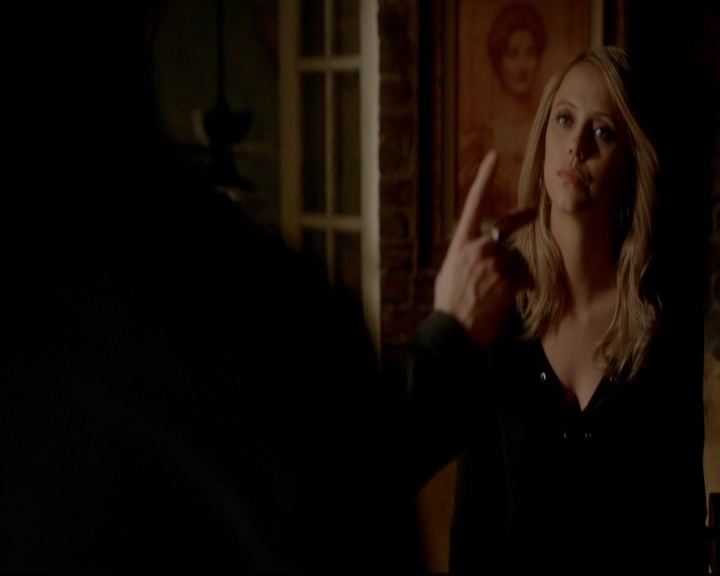 VampireDiariesWorld-dot-nl_TheOriginals_3x16AloneWithEverybody0415.jpg