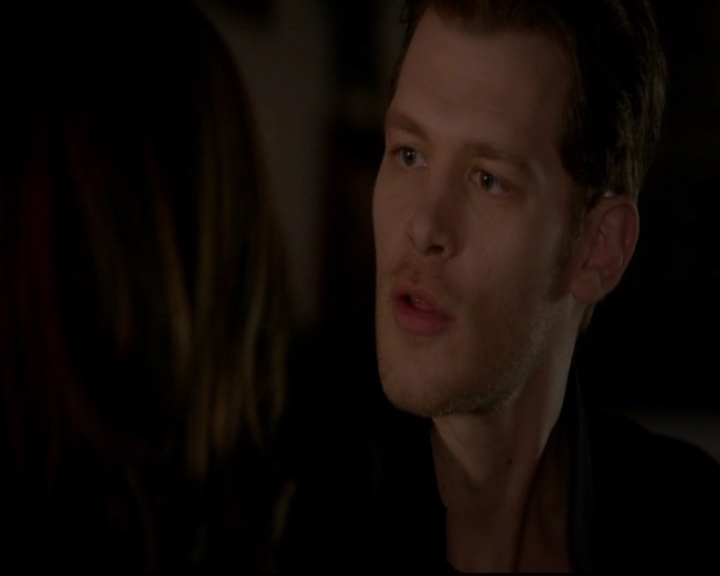 VampireDiariesWorld-dot-nl_TheOriginals_3x16AloneWithEverybody0712.jpg