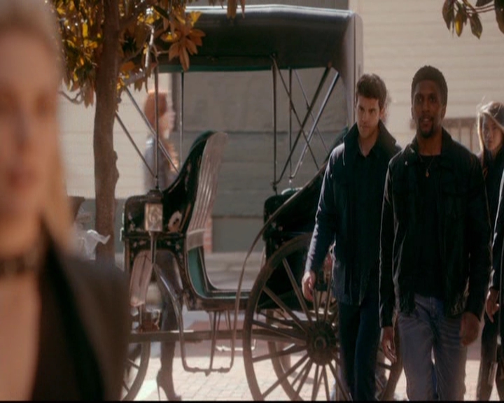 VampireDiariesWorld-dot-nl_TheOriginals_3x16AloneWithEverybody1274.jpg
