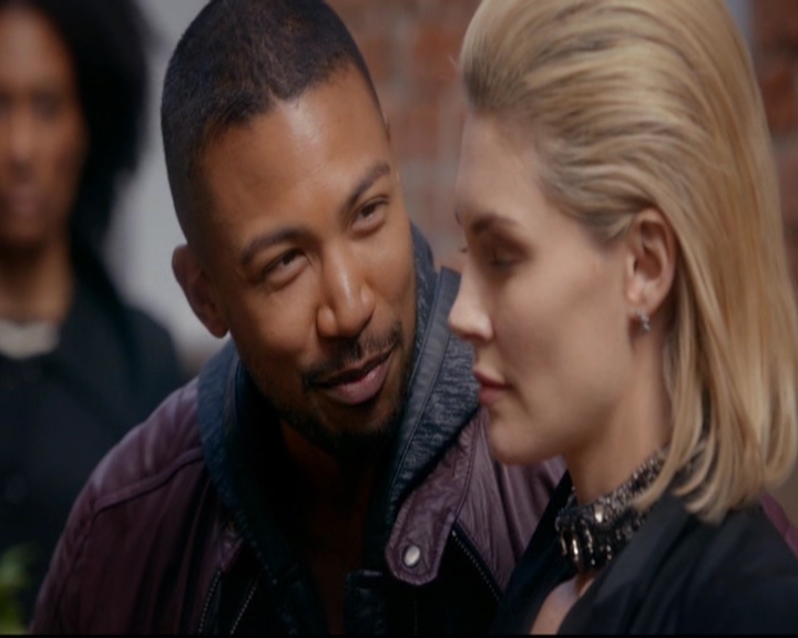 VampireDiariesWorld-dot-nl_TheOriginals_3x16AloneWithEverybody1289.jpg
