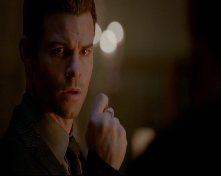 VampireDiariesWorld-dot-nl_TheOriginals_3x16AloneWithEverybody1868.jpg