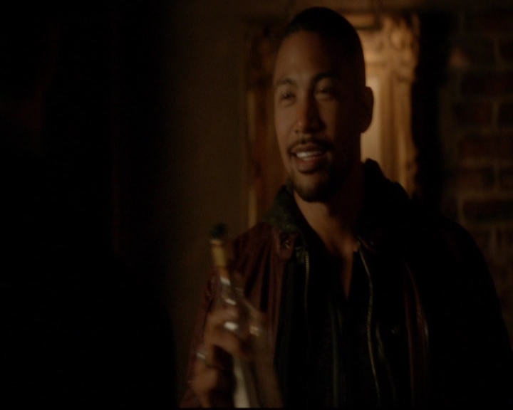 VampireDiariesWorld-dot-nl_TheOriginals_3x16AloneWithEverybody2162.jpg