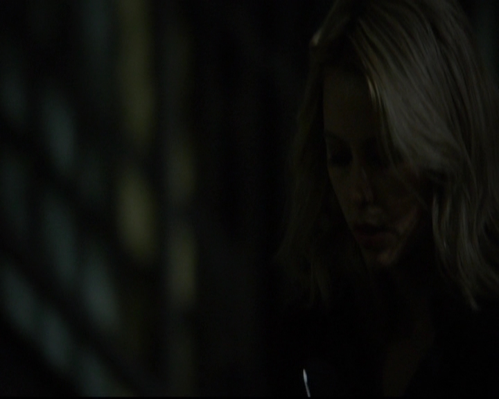 VampireDiariesWorld-dot-nl_TheOriginals_3x16AloneWithEverybody2216.jpg