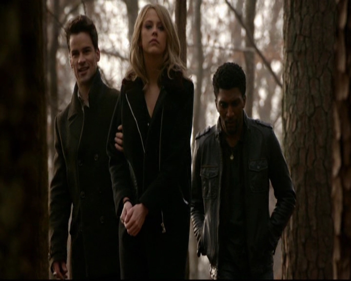 VampireDiariesWorld-dot-nl_TheOriginals_3x17BehindTheBlackHorizon0008.jpg