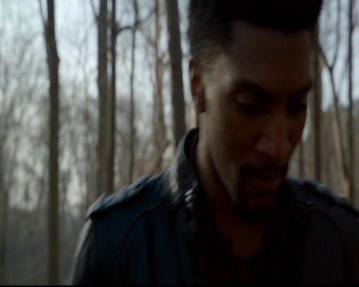 VampireDiariesWorld-dot-nl_TheOriginals_3x17BehindTheBlackHorizon0020.jpg