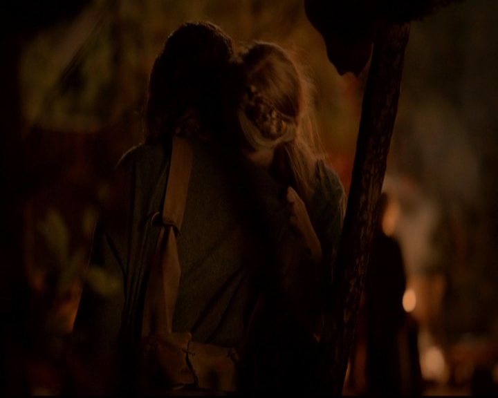 VampireDiariesWorld-dot-nl_TheOriginals_3x17BehindTheBlackHorizon0068.jpg
