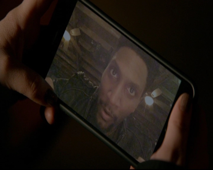 VampireDiariesWorld-dot-nl_TheOriginals_3x17BehindTheBlackHorizon0202.jpg